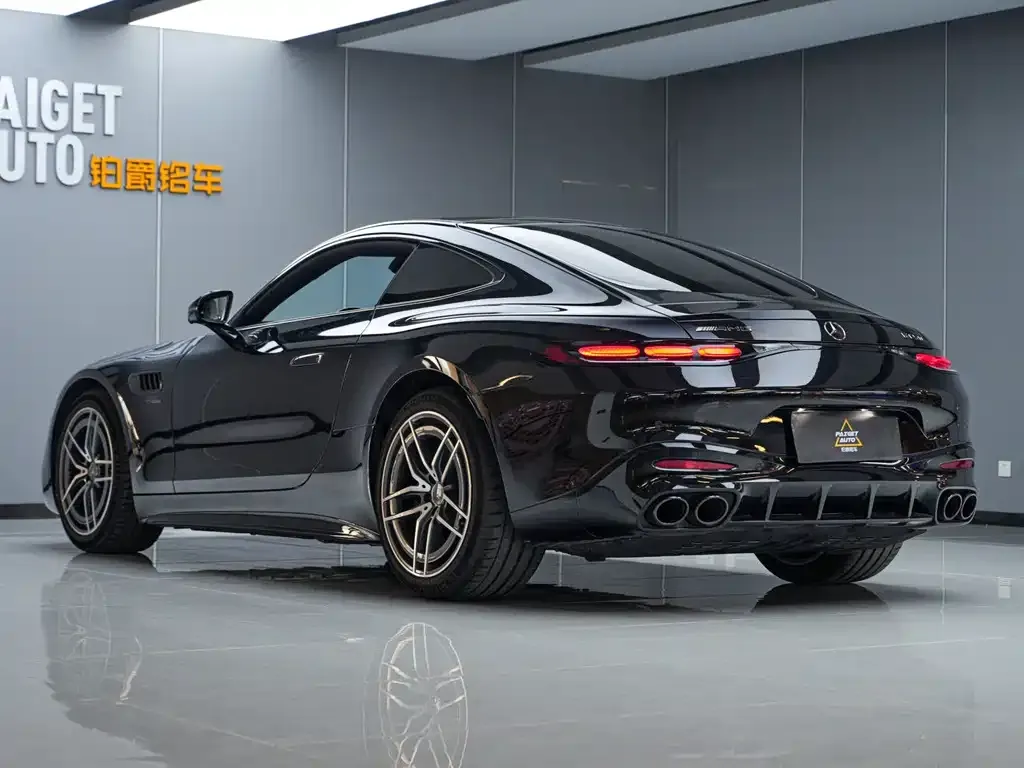 Mercedes-Benz AMG GT — фото 7