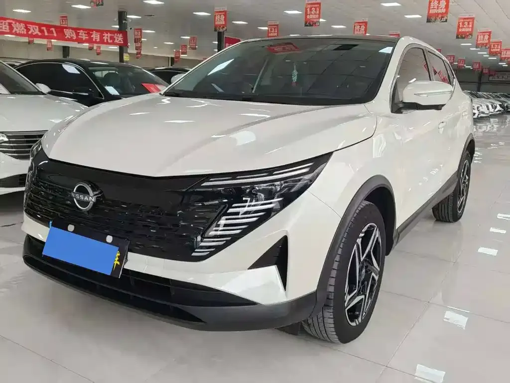 Nissan Qashqai — фото 1