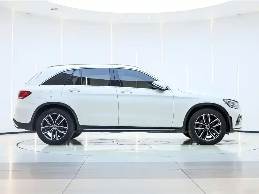 Mercedes-Benz GLC — фото 10