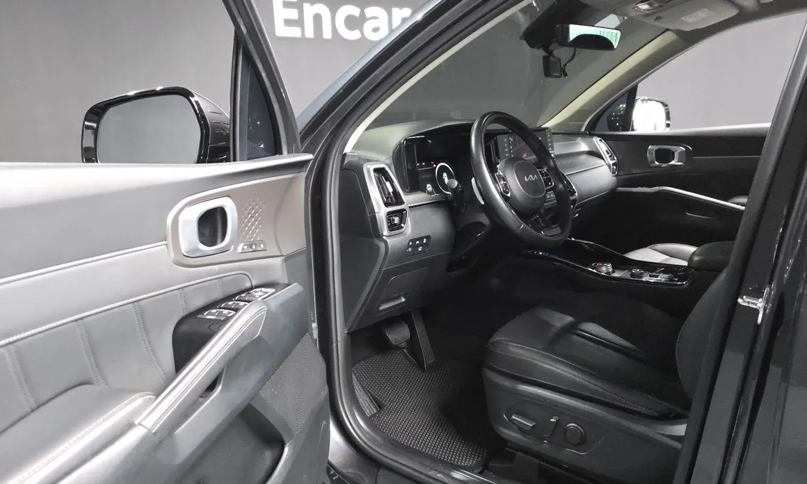 Kia Sorento — фото 7