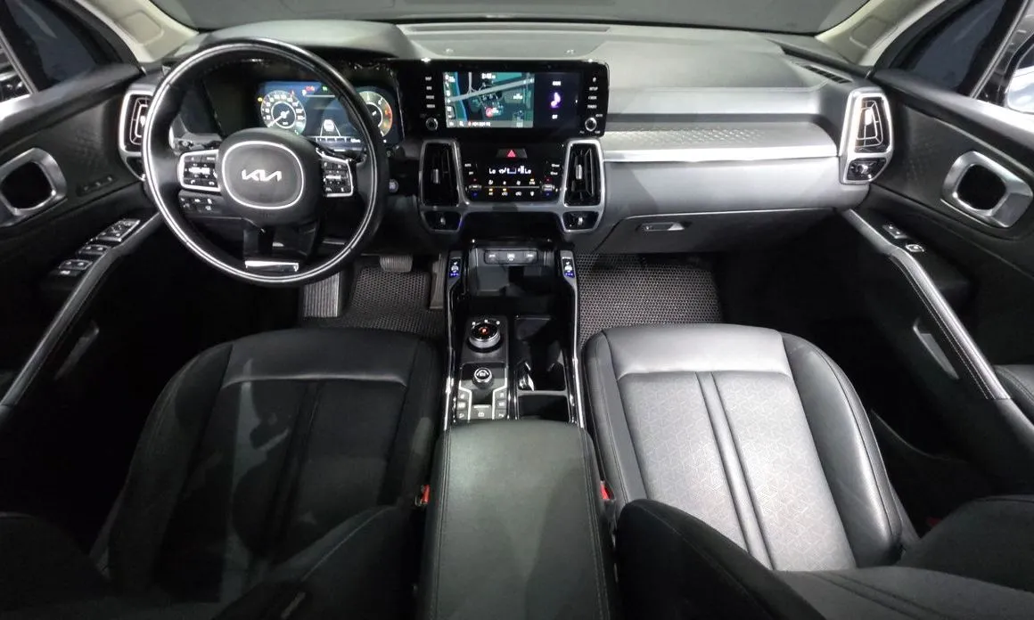 Kia Sorento — фото 9
