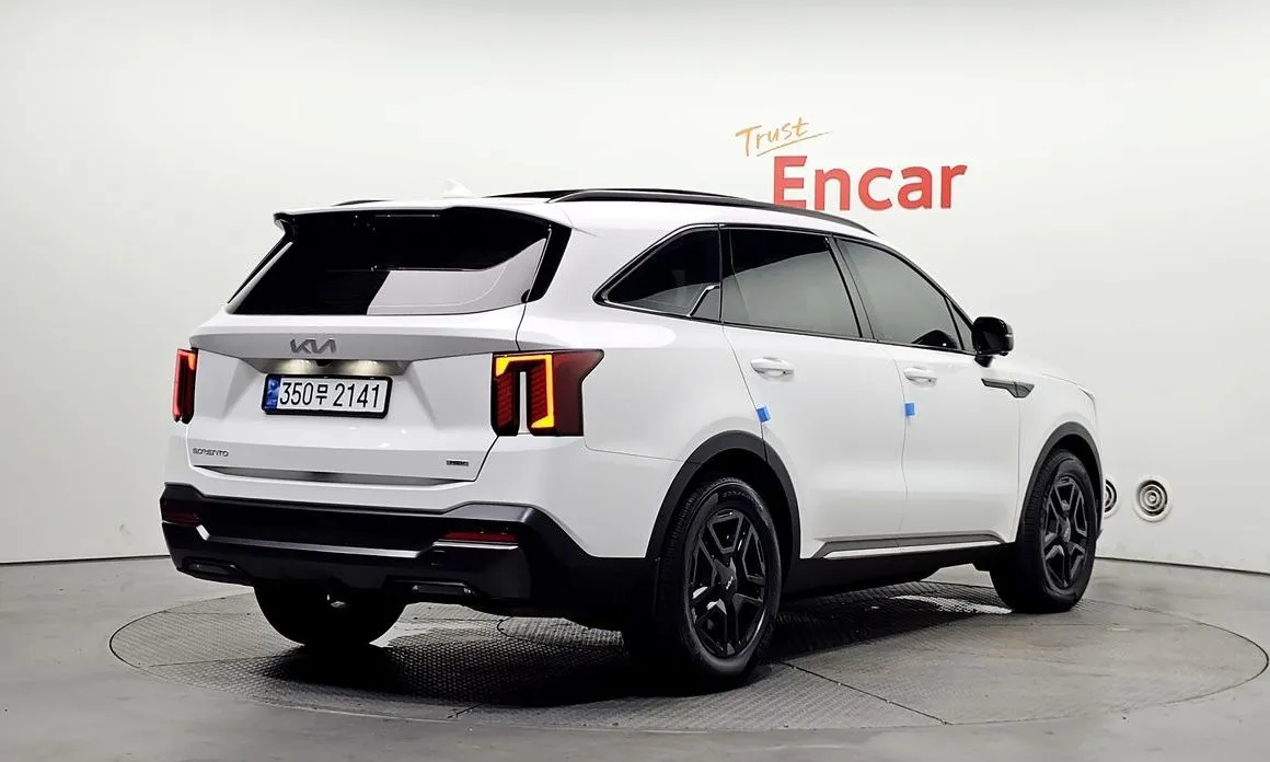 Kia Sorento — фото 6