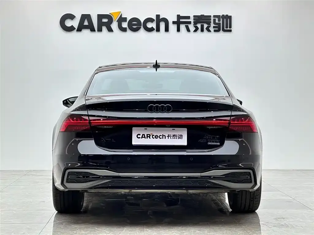 Audi A7L — фото 5