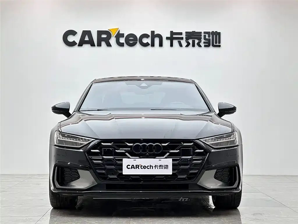 Audi A7L — фото 2