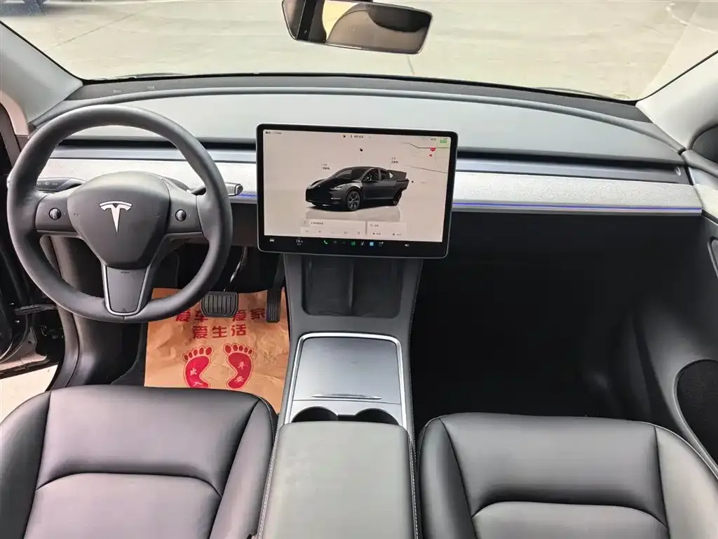 Tesla Model Y — фото 5
