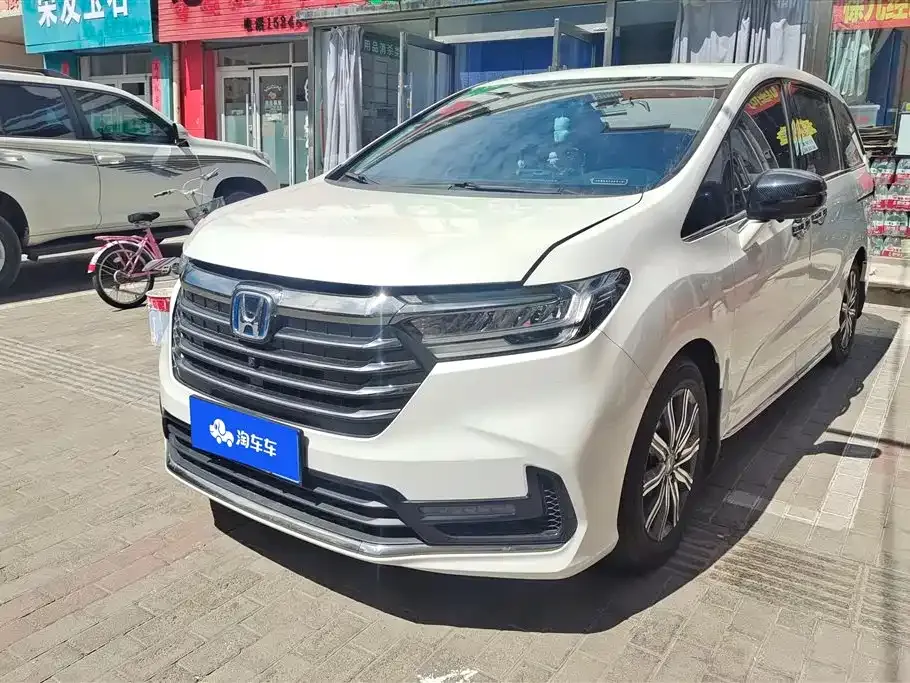 Honda Odyssey — фото 1