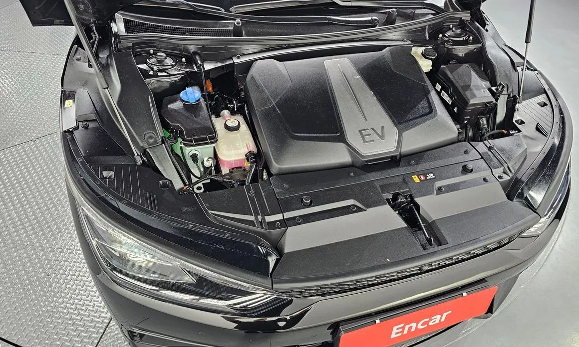 Kia EV6 — фото 8