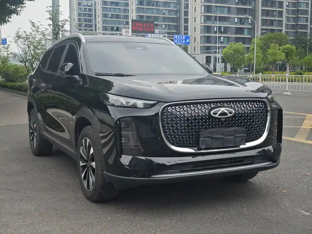 Chery Tiggo 8 PLUS — фото 10