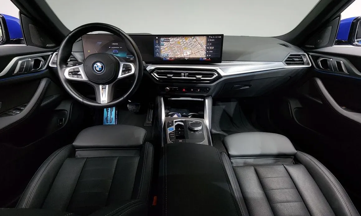 BMW i4 — фото 9