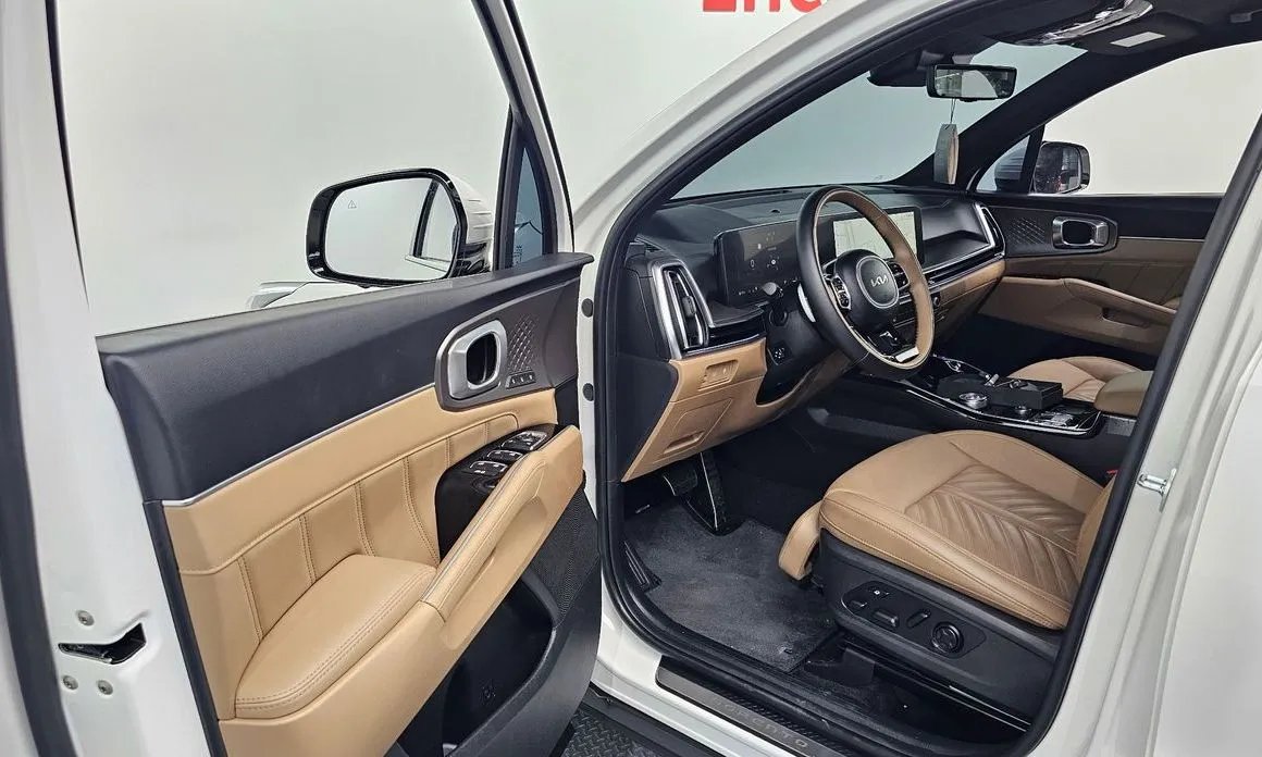 Kia Sorento — фото 7