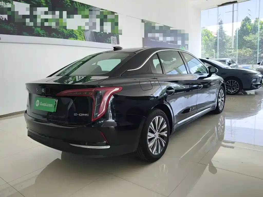 Hongqi E-QM5 — фото 3