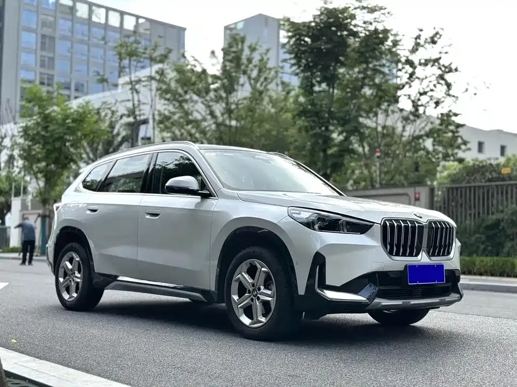 BMW X1 — фото 6