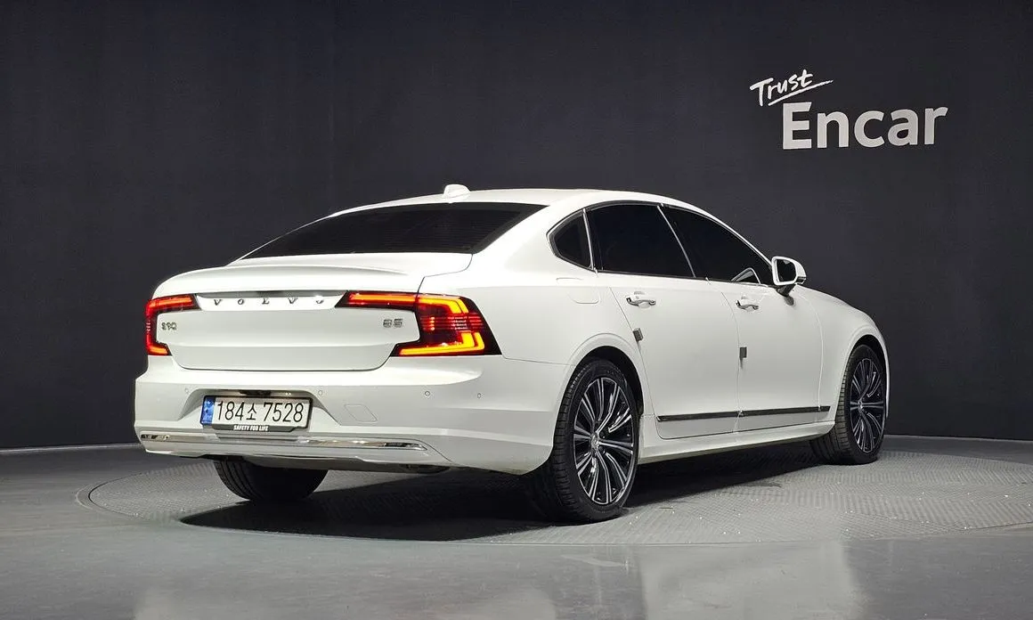 Volvo S90 — фото 2
