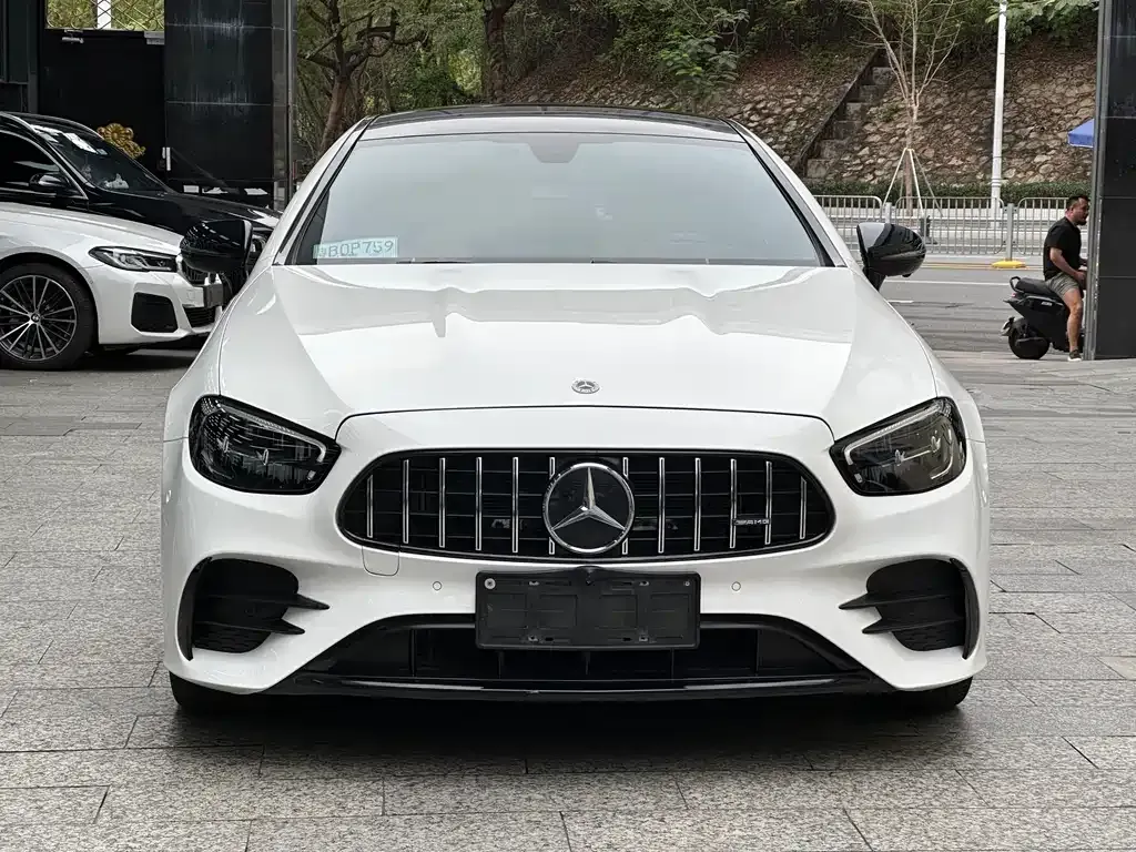 Mercedes-Benz E-Class (Import) — фото 3