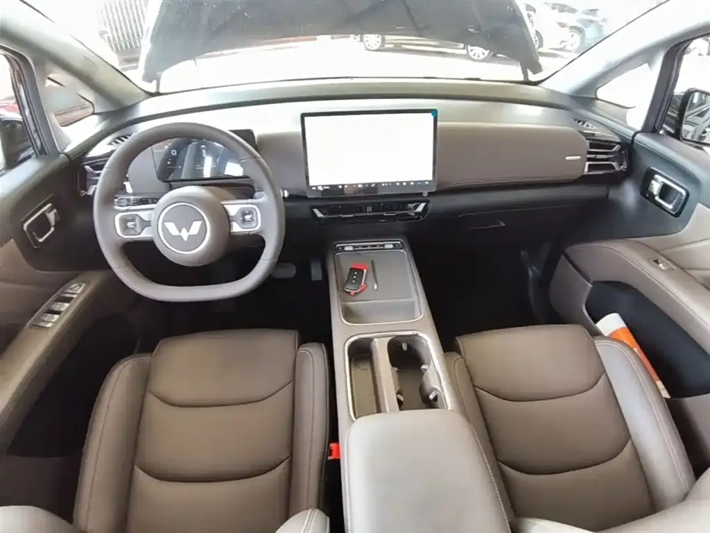 Wuling Starlight 730 New Energy — фото 3