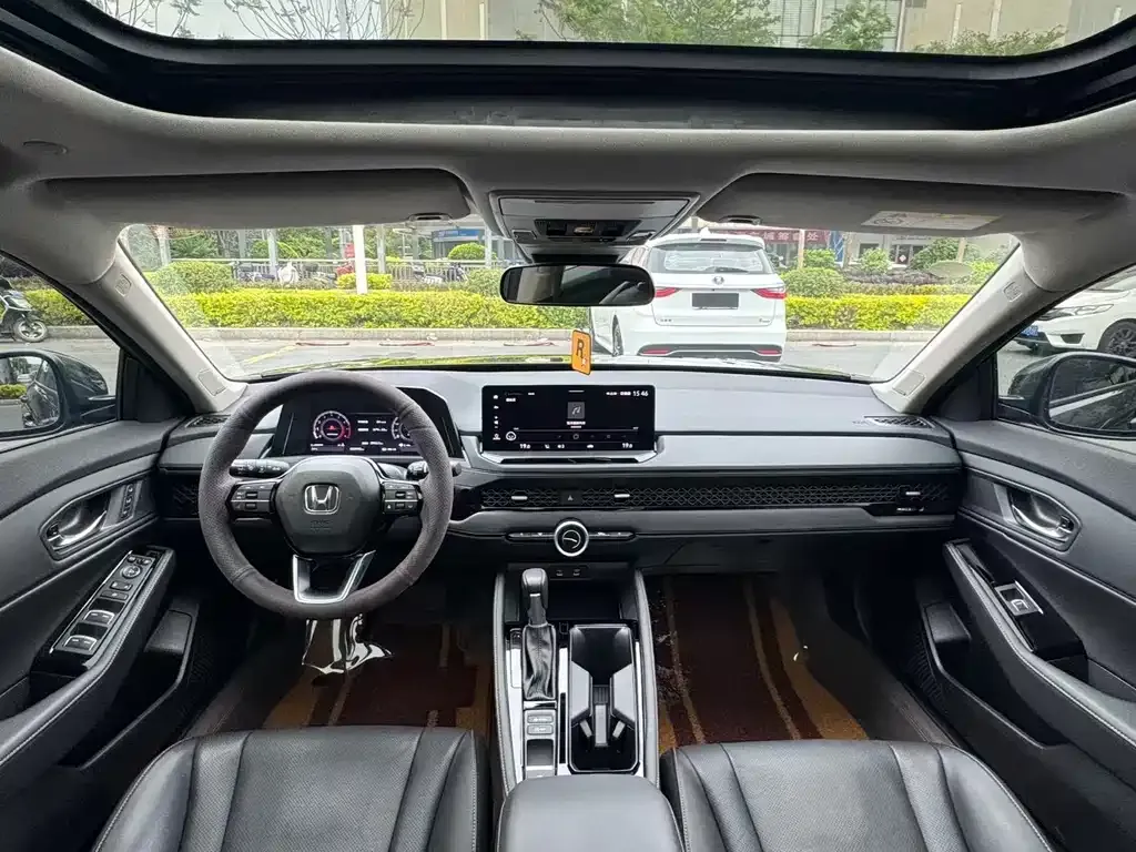 Honda Accord — фото 4