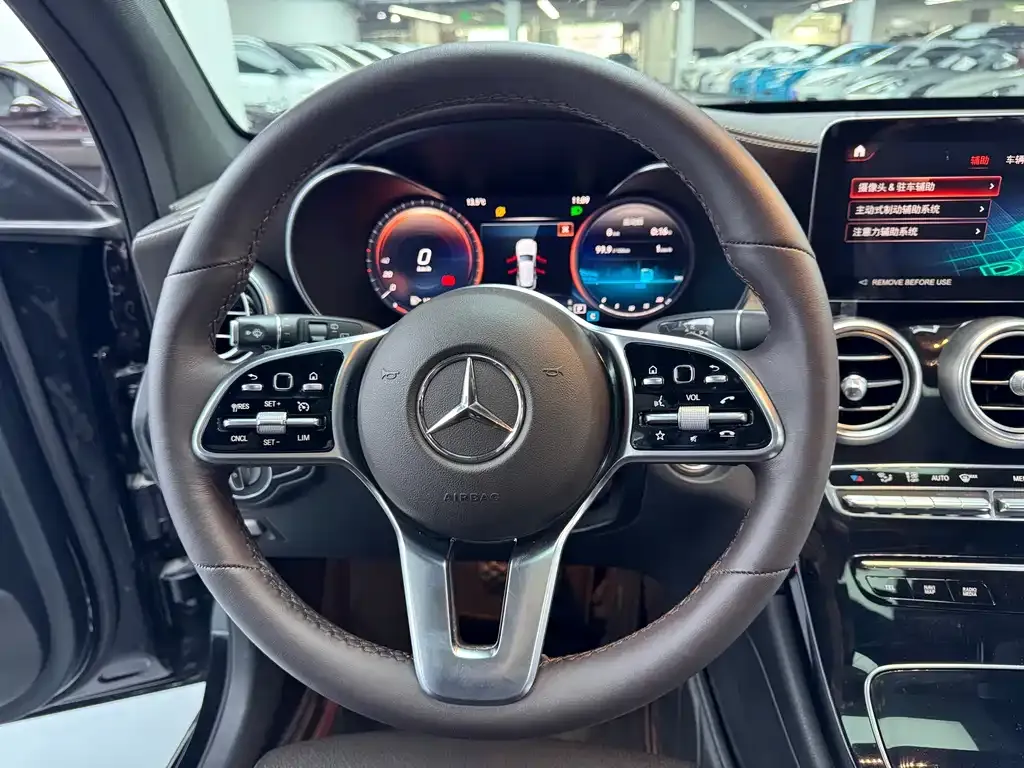 Mercedes-Benz GLC — фото 2
