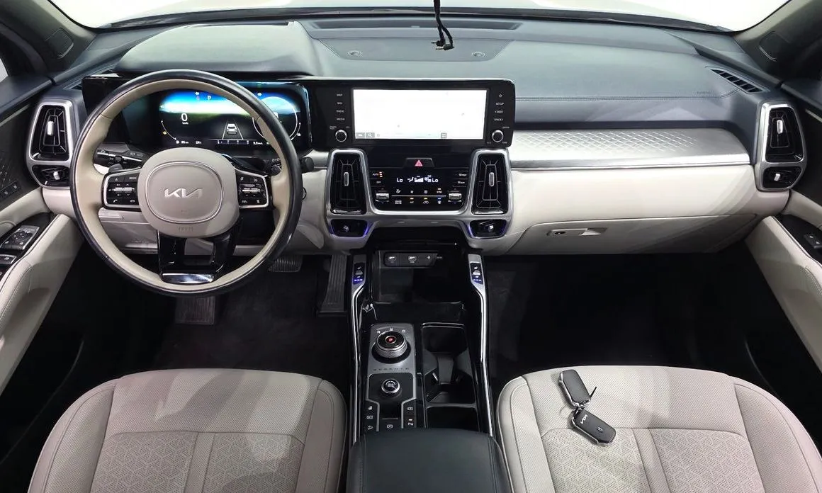 Kia Sorento — фото 8