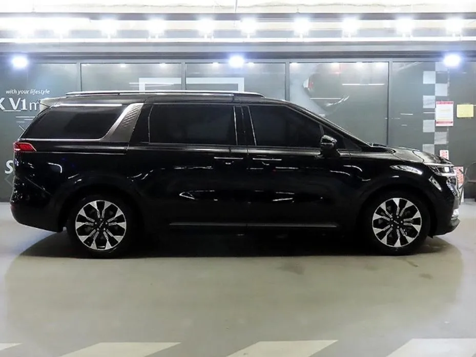 Kia Carnival — фото 2