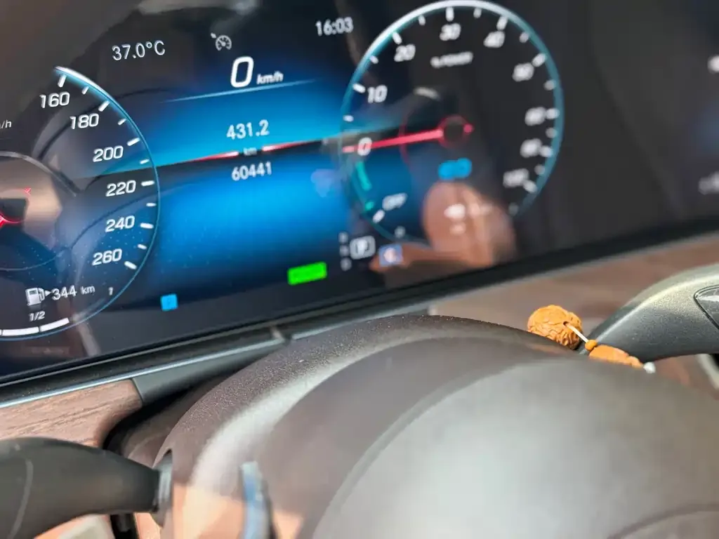 Mercedes-Benz E-Class New Energy — фото 2