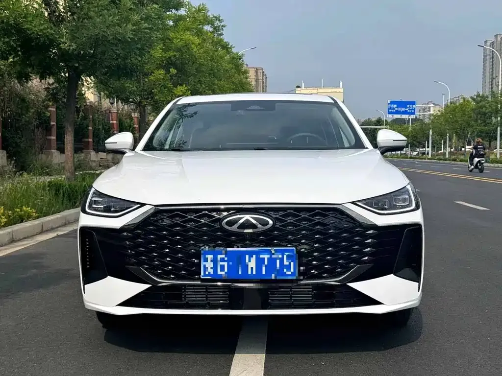 Chery Arrizo 8 PRO — фото 3
