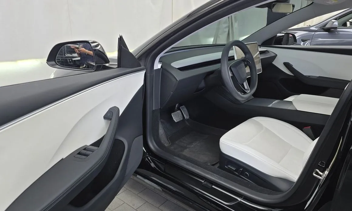 Tesla Model 3 — фото 6