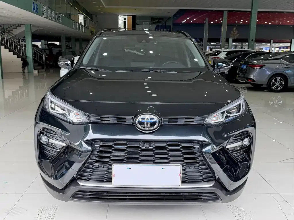 Toyota Wildlander — фото 2