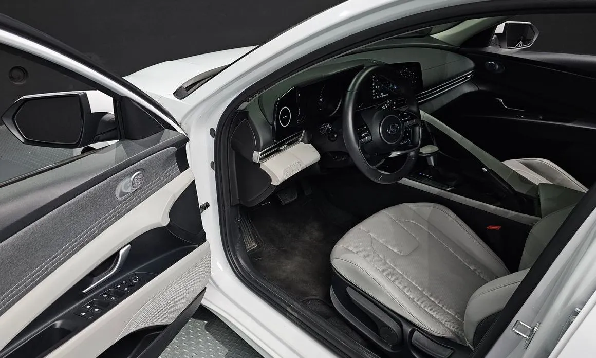 Hyundai AVANTE — фото 9
