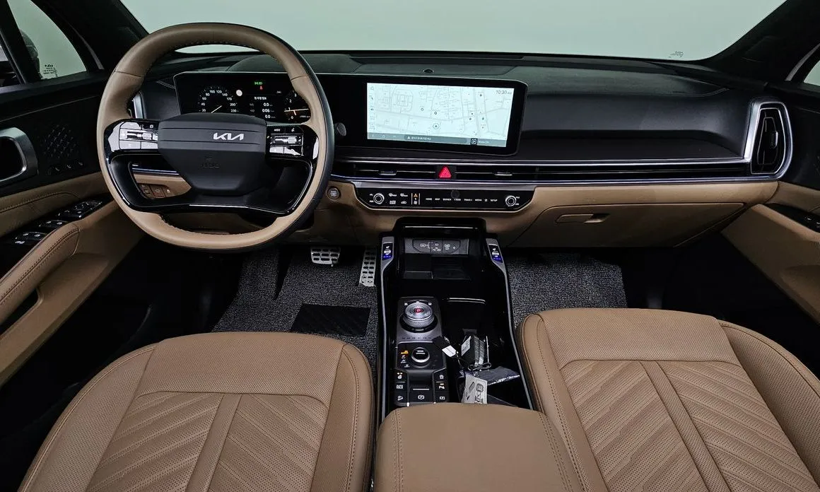 Kia Sorento — фото 10