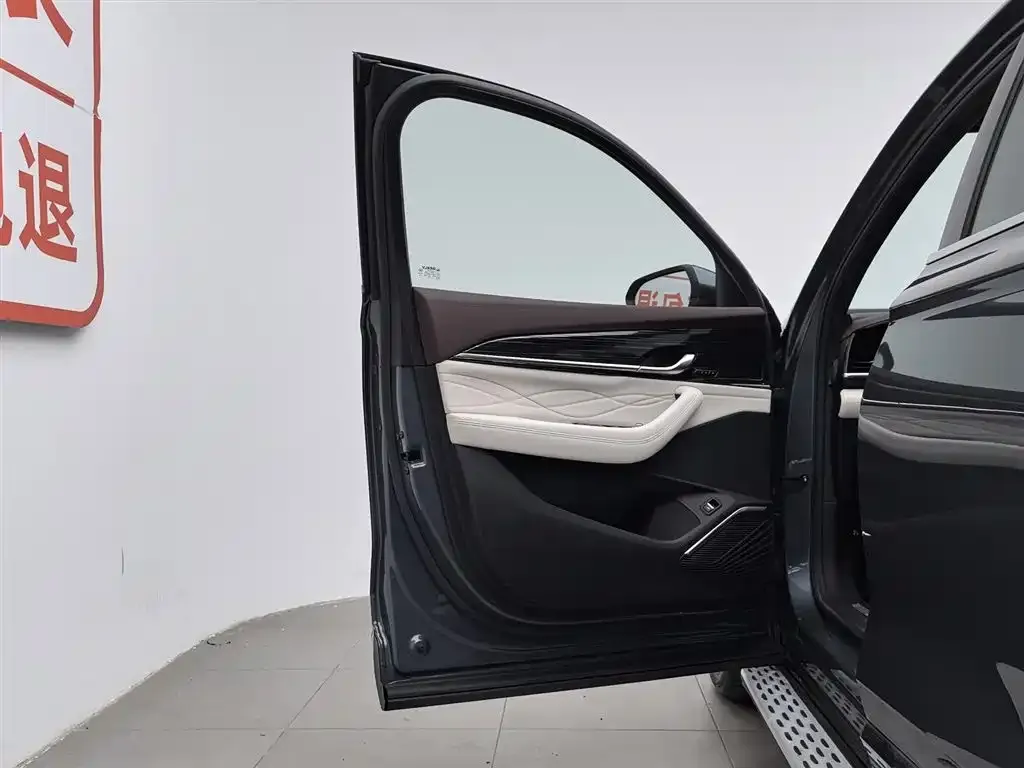 Geely Xingyue L — фото 3