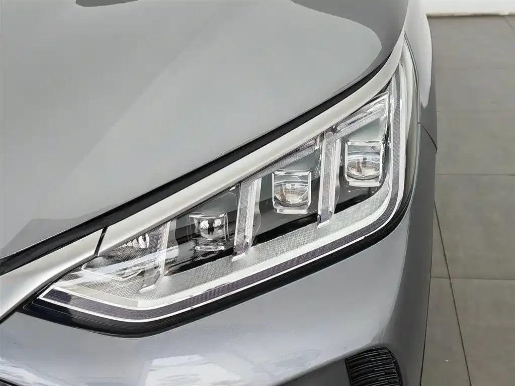 BYD PLUS New Energy — фото 10