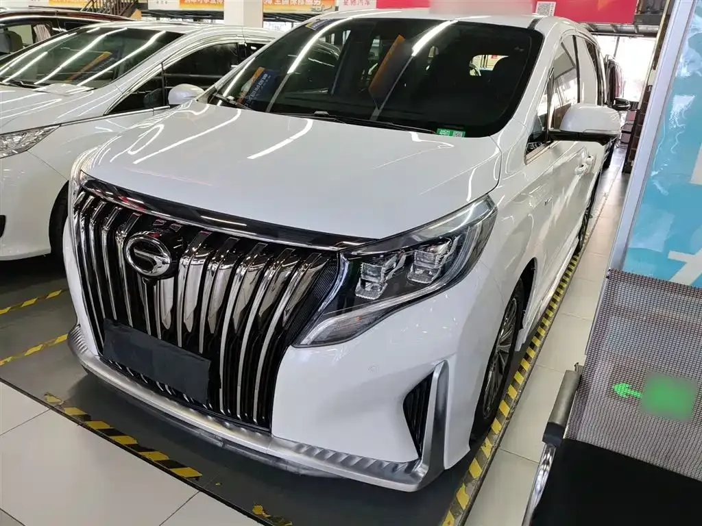 GAC Motor Trumpchi M8 — фото 1