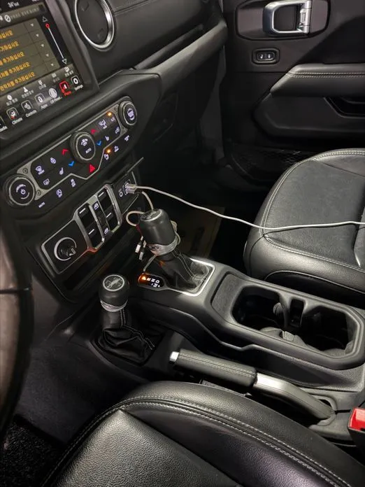 Jeep Wrangler — фото 5