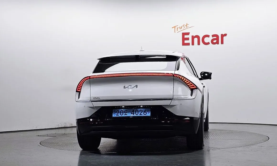Kia EV6 — фото 4