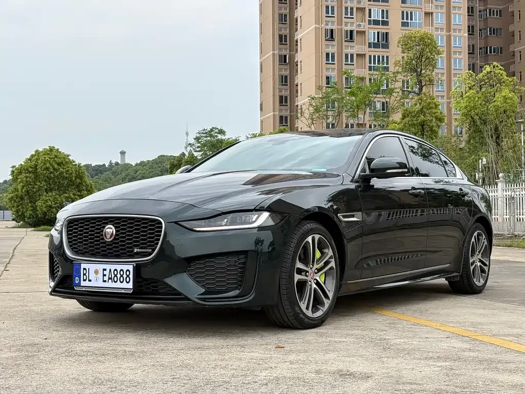 Jaguar XEL — фото 1