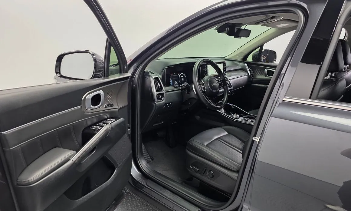 Kia Sorento — фото 7