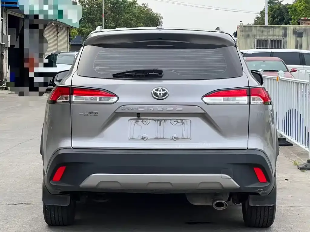 Toyota Corolla Cross — фото 6