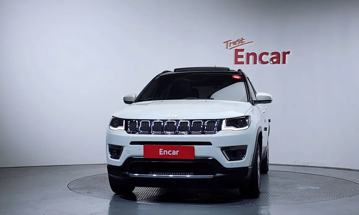 Jeep Compass — фото 3