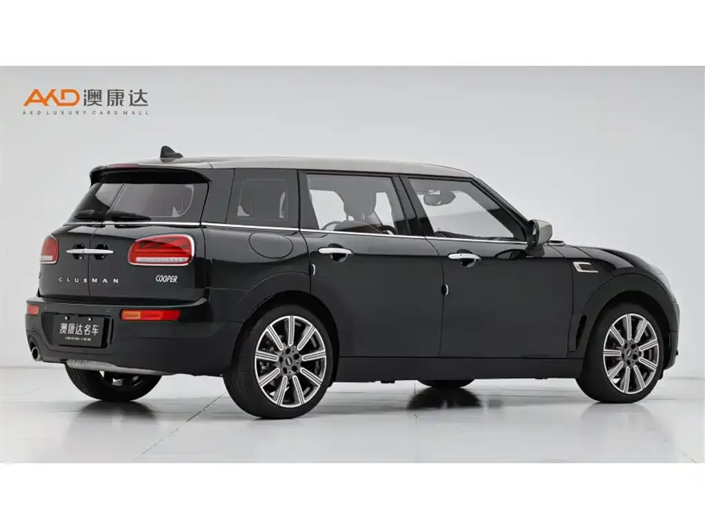 MINI Clubman — фото 7