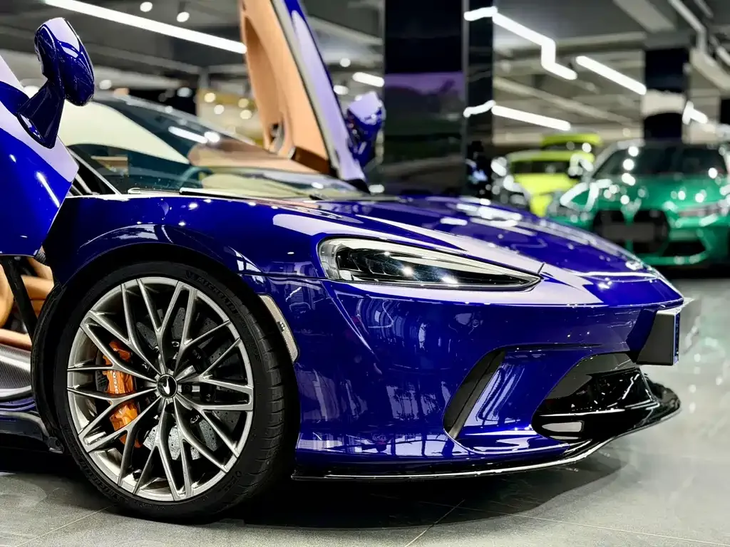McLaren GT — фото 2