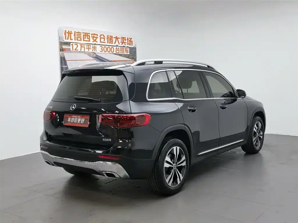 Mercedes-Benz GLB — фото 6