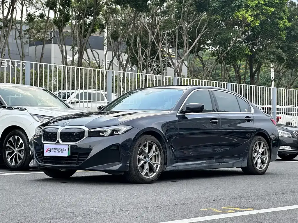 BMW i3 — фото 1