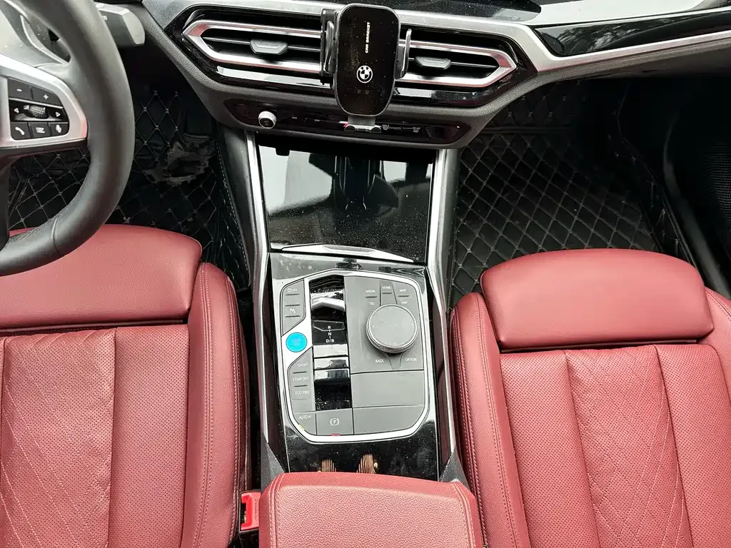BMW i3 — фото 9