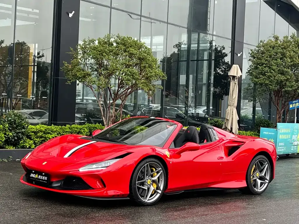 Ferrari F8 — фото 1