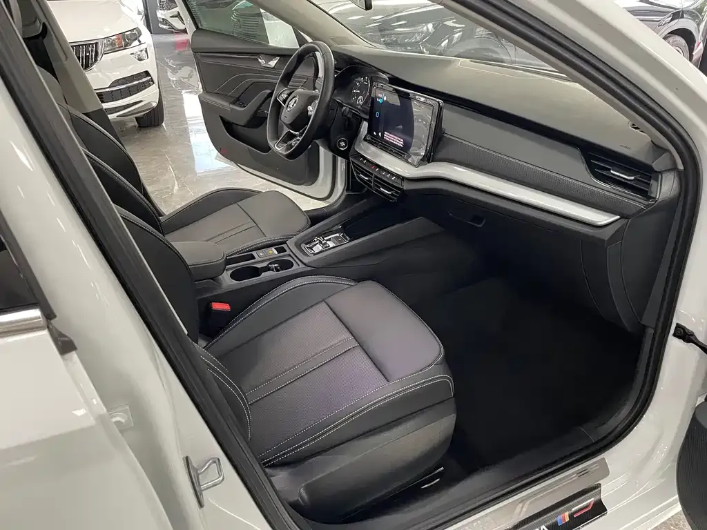 Skoda Octavia — фото 9