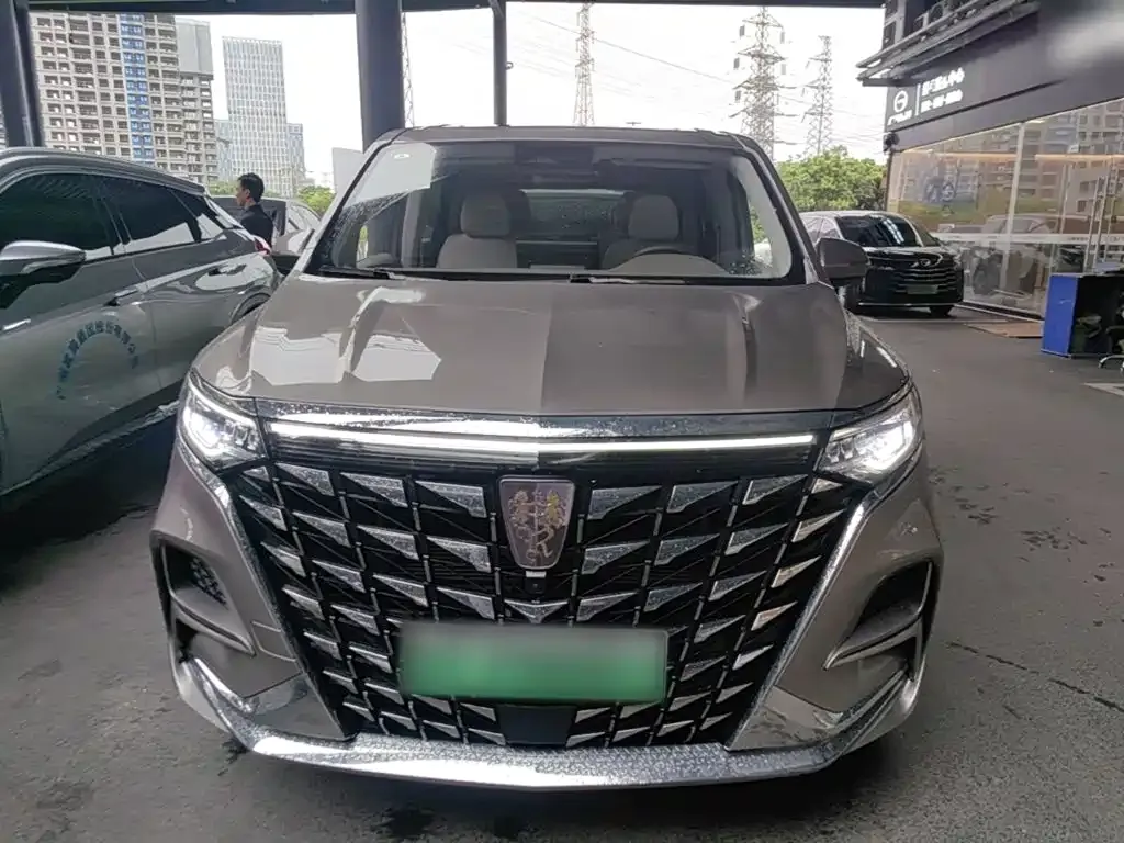 Roewe iMAX8 New Energy — фото 2