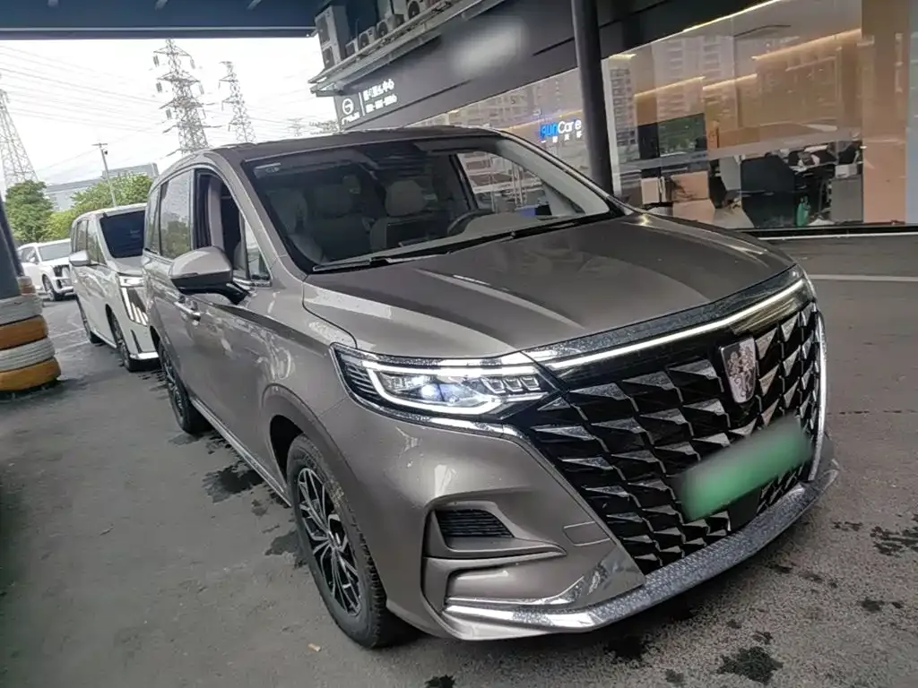 Roewe iMAX8 New Energy — фото 3