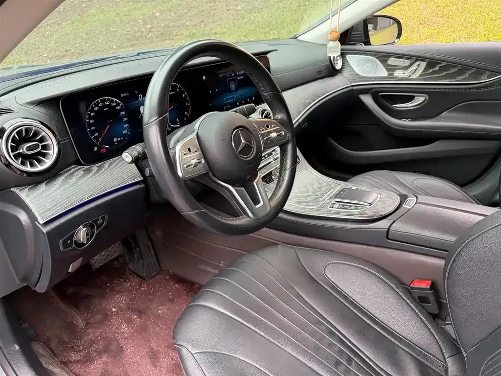 Mercedes-Benz CLS — фото 4
