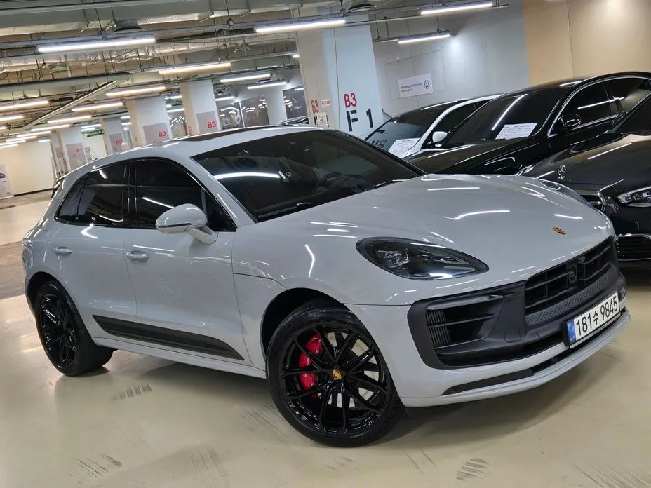 Porsche Macan — фото 1