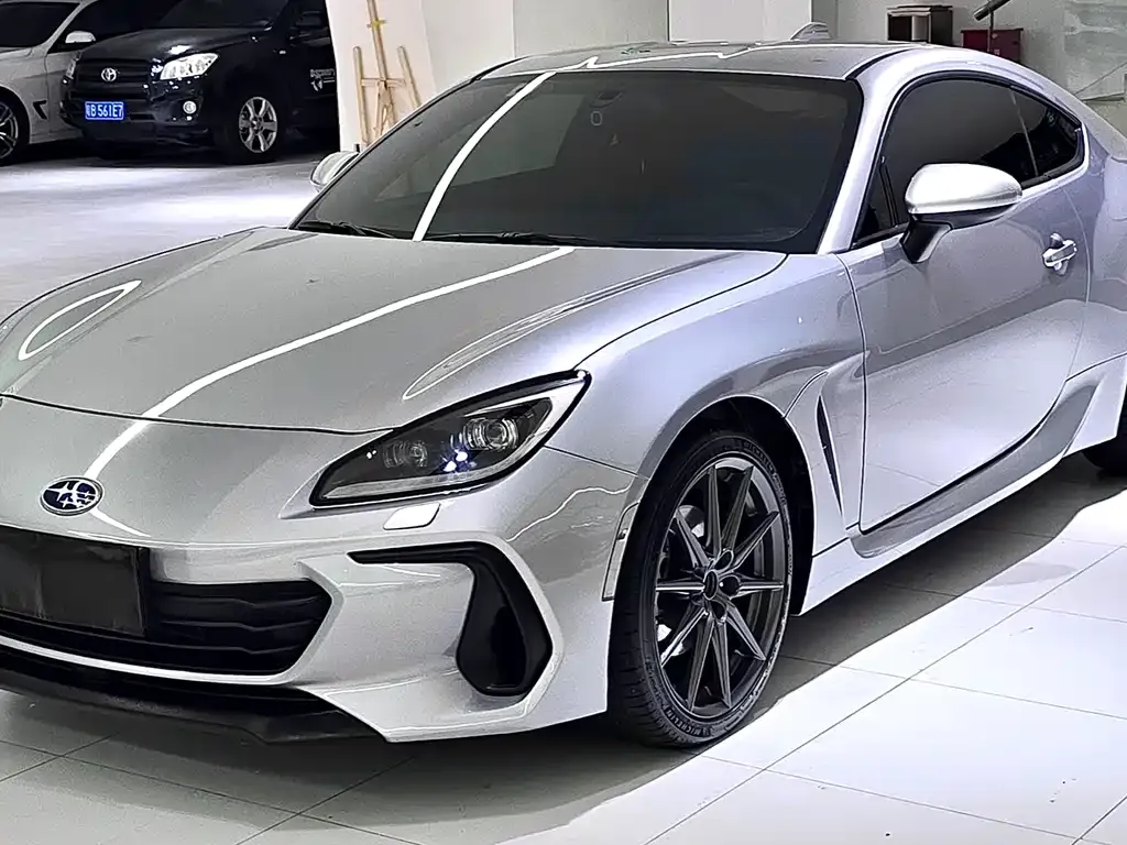 Subaru BRZ — фото 1